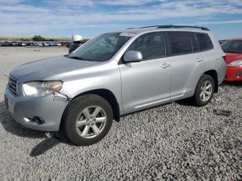  Salvage Toyota Highlander