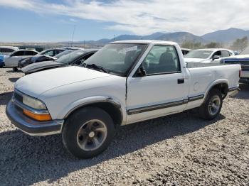  Salvage Chevrolet S-10