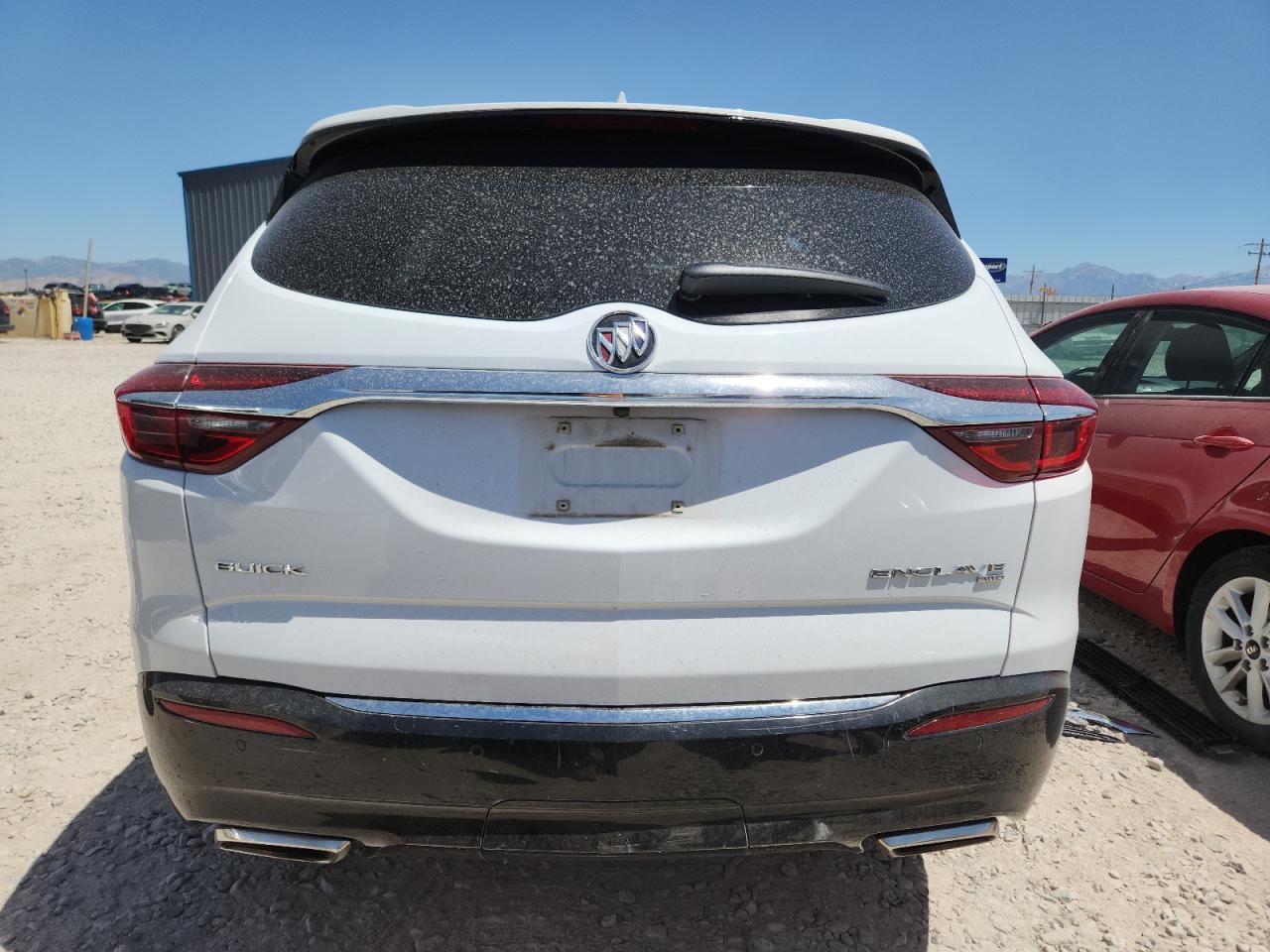 Buick Enclave Essence Image 5