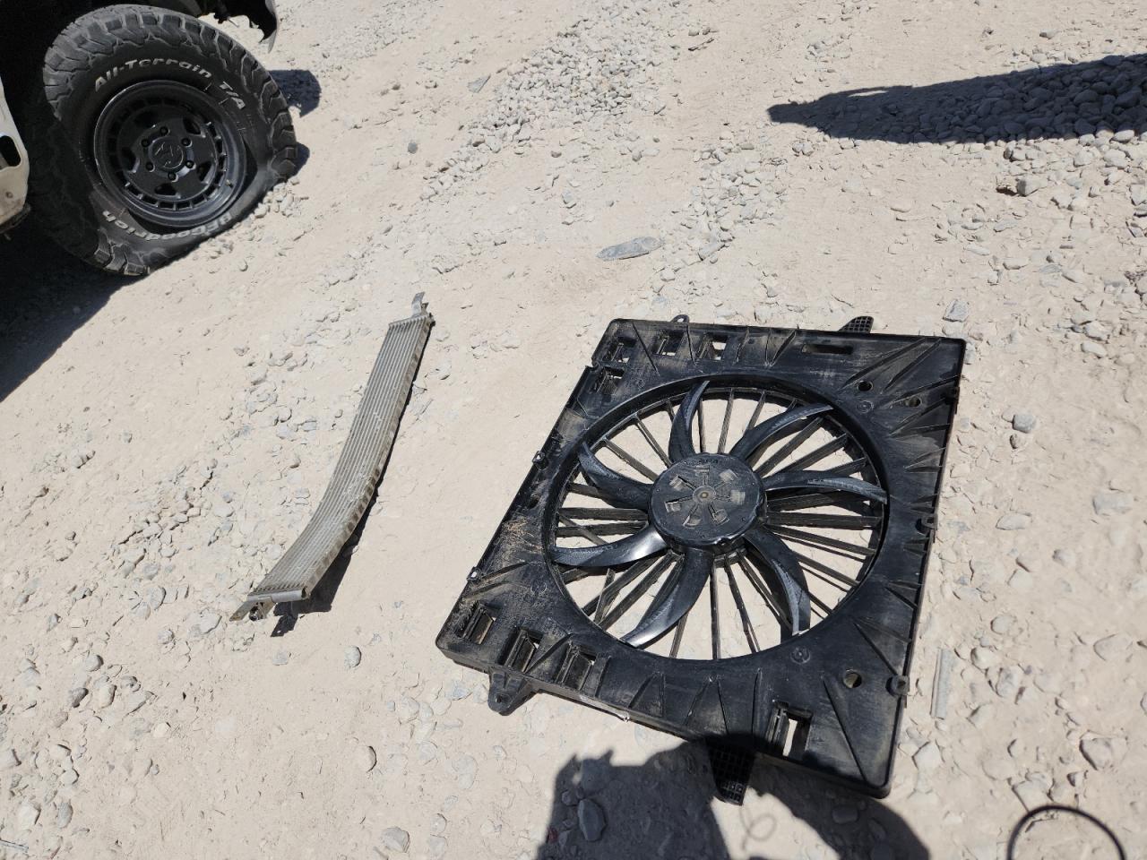 Buick Enclave Essence Image 10