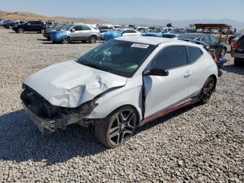  Salvage Hyundai VELOSTER