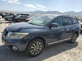  Salvage Nissan Pathfinder