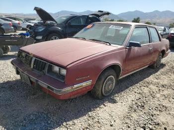  Salvage Pontiac Lemans
