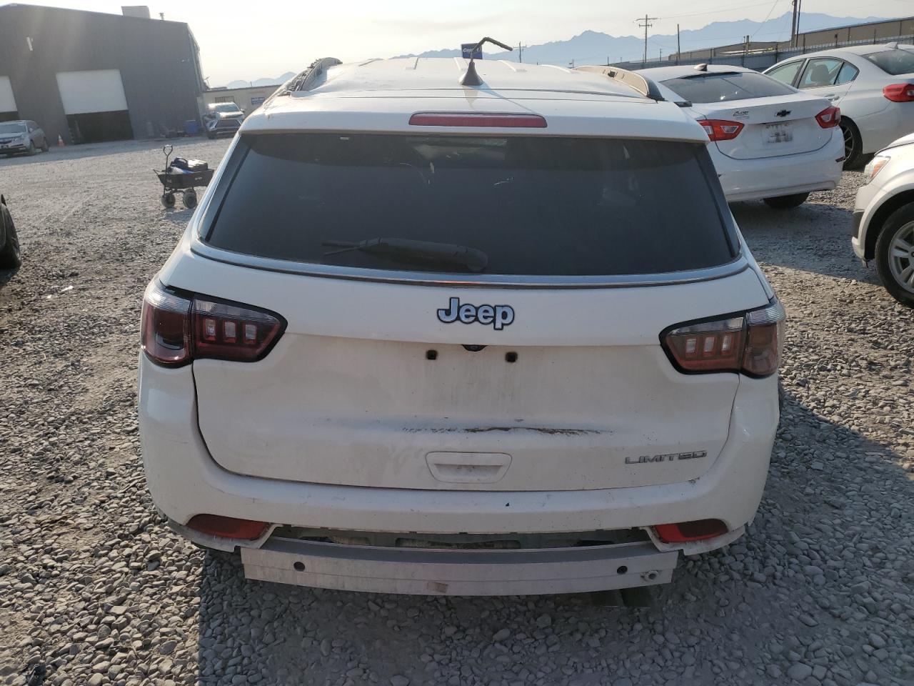 Jeep Compass Image 6