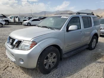  Salvage Nissan Pathfinder