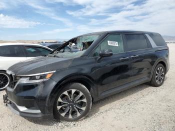  Salvage Kia Carnival