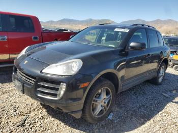  Salvage Porsche Cayenne