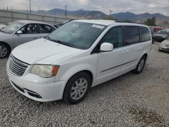 Salvage Chrysler Minivan