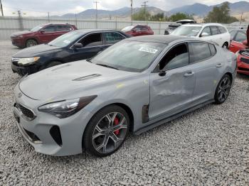  Salvage Kia Stinger