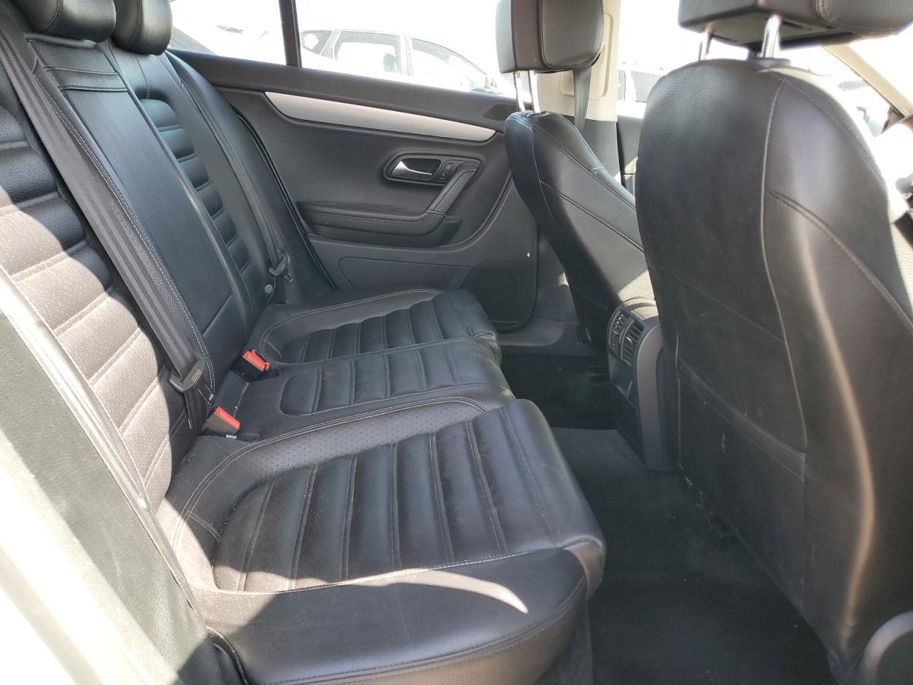 Volkswagen CC Sport Image 4