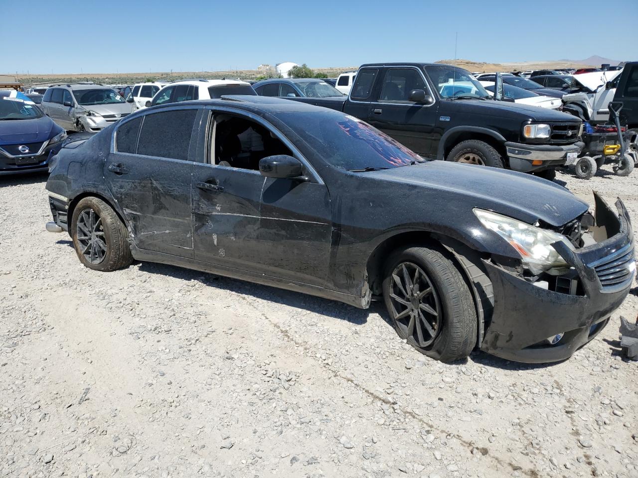 INFINITI G37 Image 3