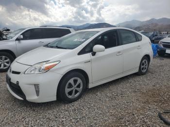  Salvage Toyota Prius