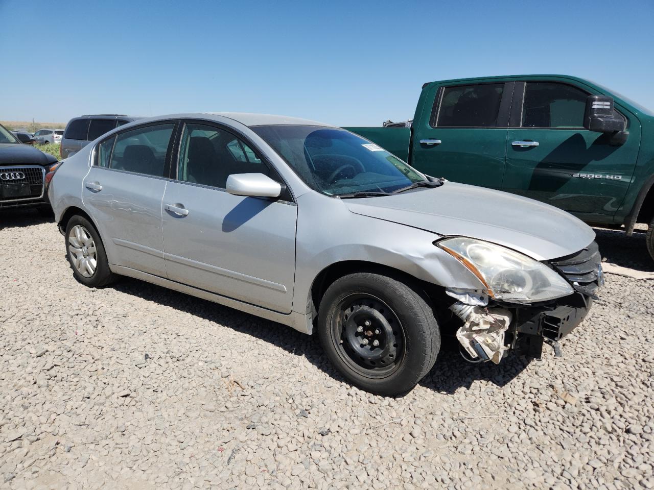 Nissan Altima Base Image 7