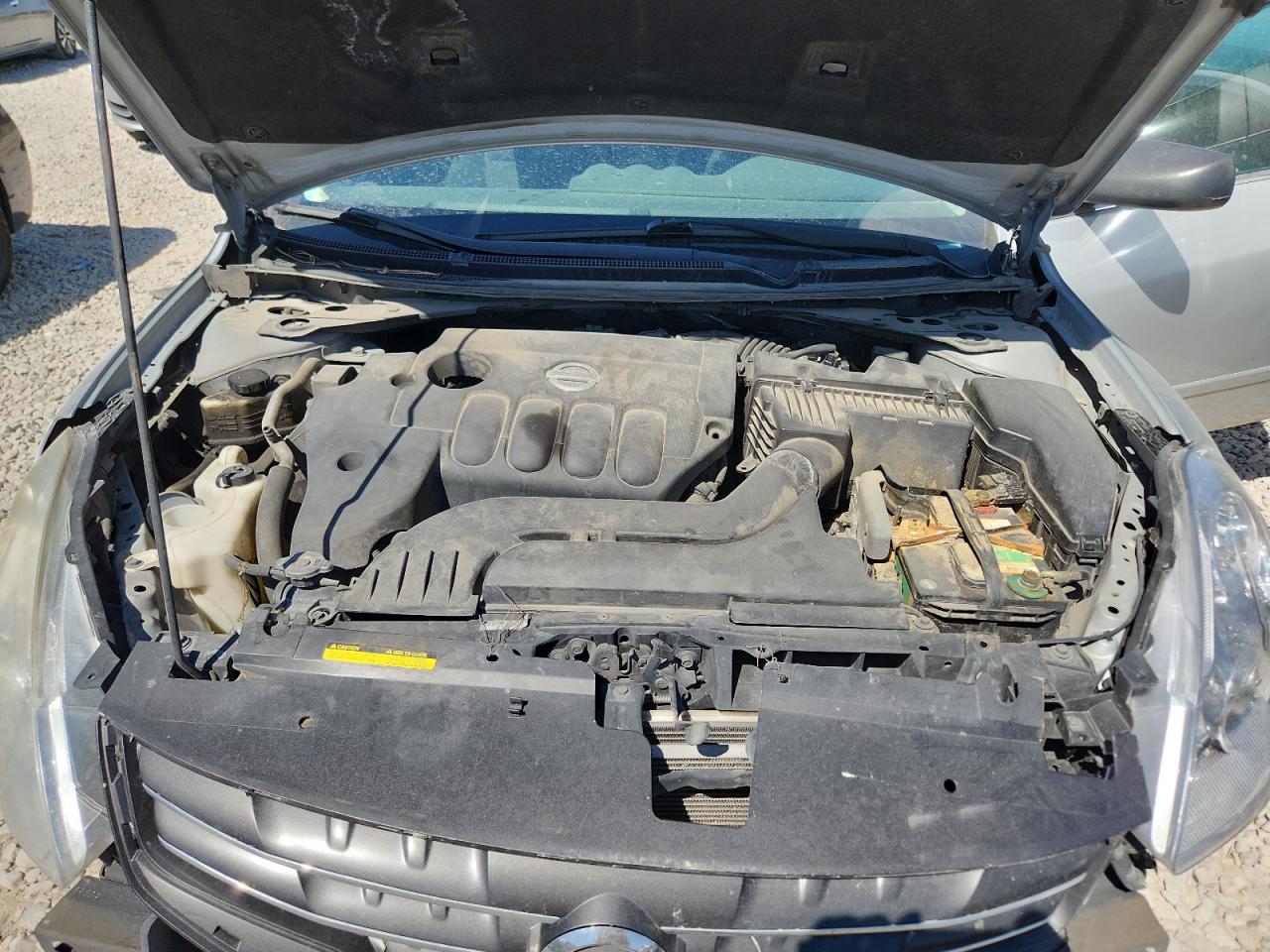 Nissan Altima Base Image 3