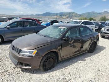  Salvage Volkswagen Jetta