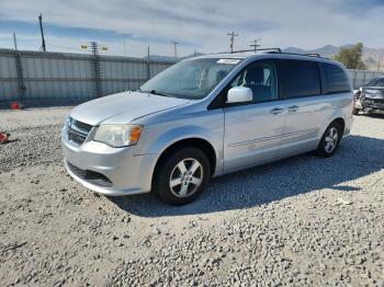  Salvage Dodge Caravan