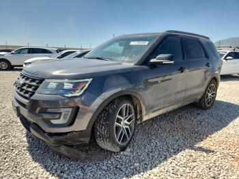  Salvage Ford Explorer