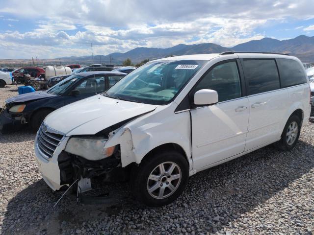  Salvage Chrysler Minivan