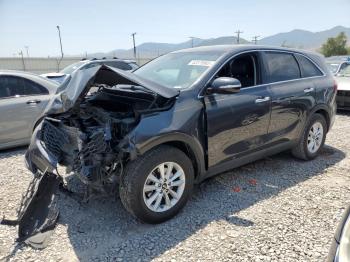  Salvage Kia Sorento