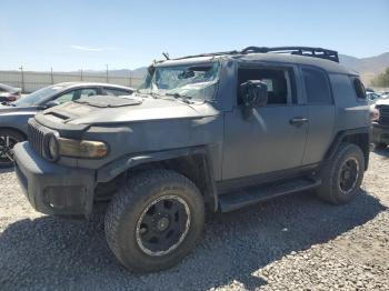  Salvage Toyota FJ Cruiser