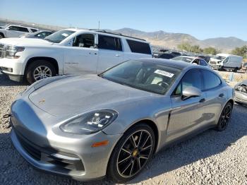  Salvage Porsche Panamera