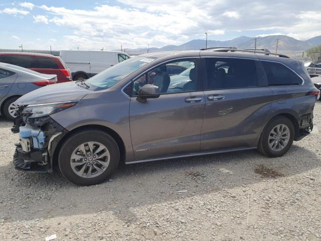  Salvage Toyota Sienna
