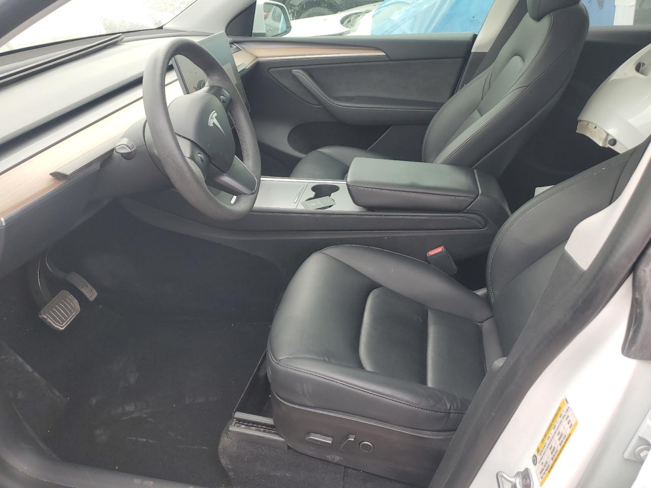 Tesla Model Y Image 4