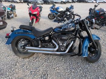  Salvage Harley-Davidson Flhcs