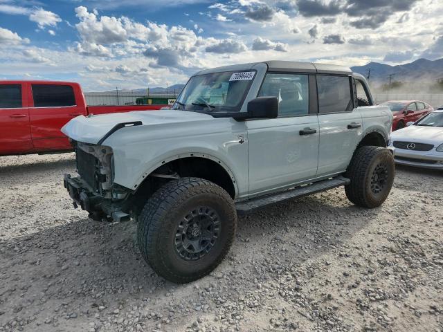  Salvage Ford Bronco