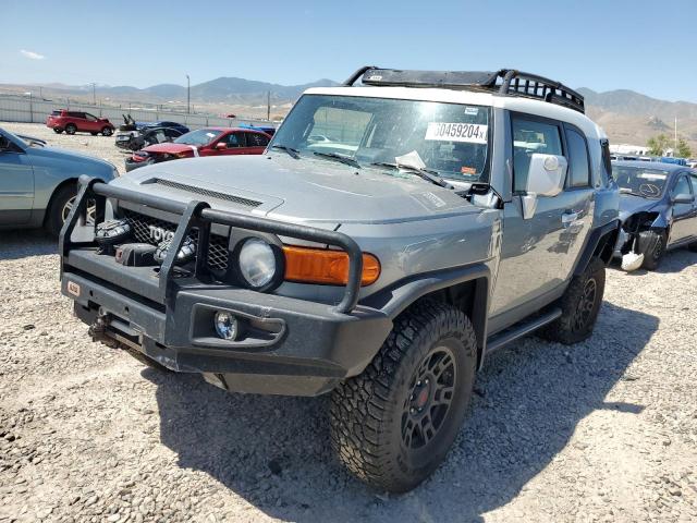  Salvage Toyota FJ Cruiser