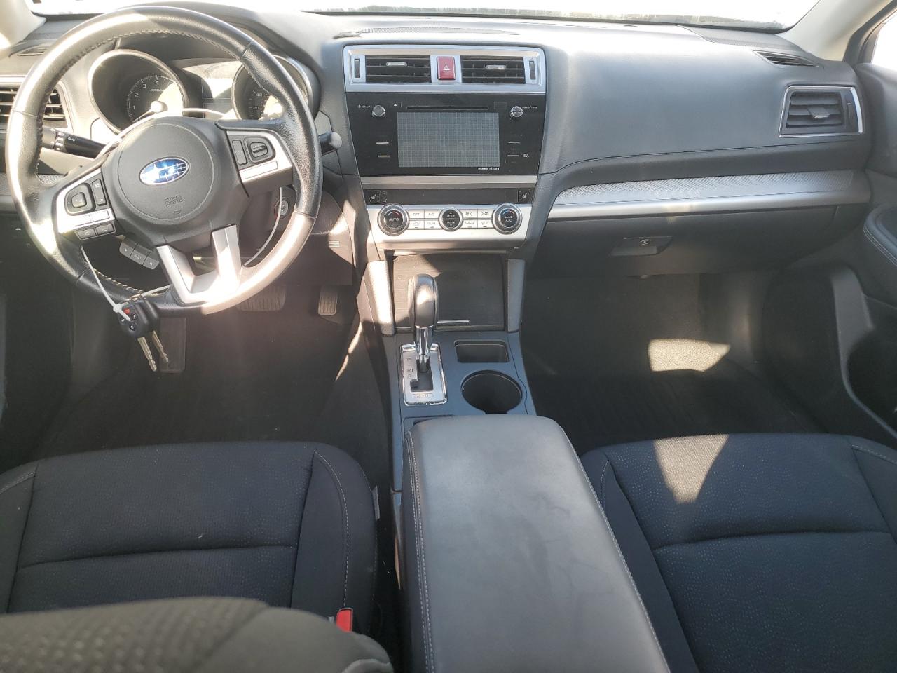 Subaru Legacy 2.5i Premium Image 4