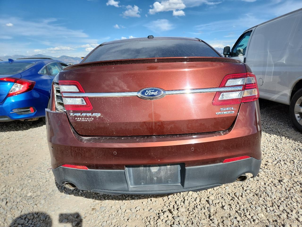 Ford Taurus Sel Image 3