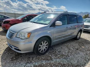  Salvage Chrysler Minivan