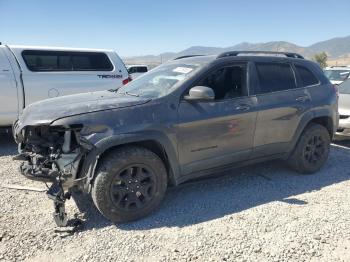  Salvage Jeep Cherokee
