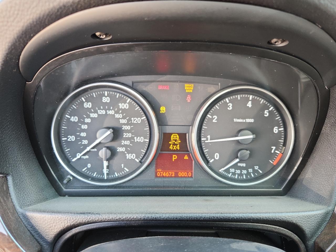 BMW 3 Series Xi Image 8