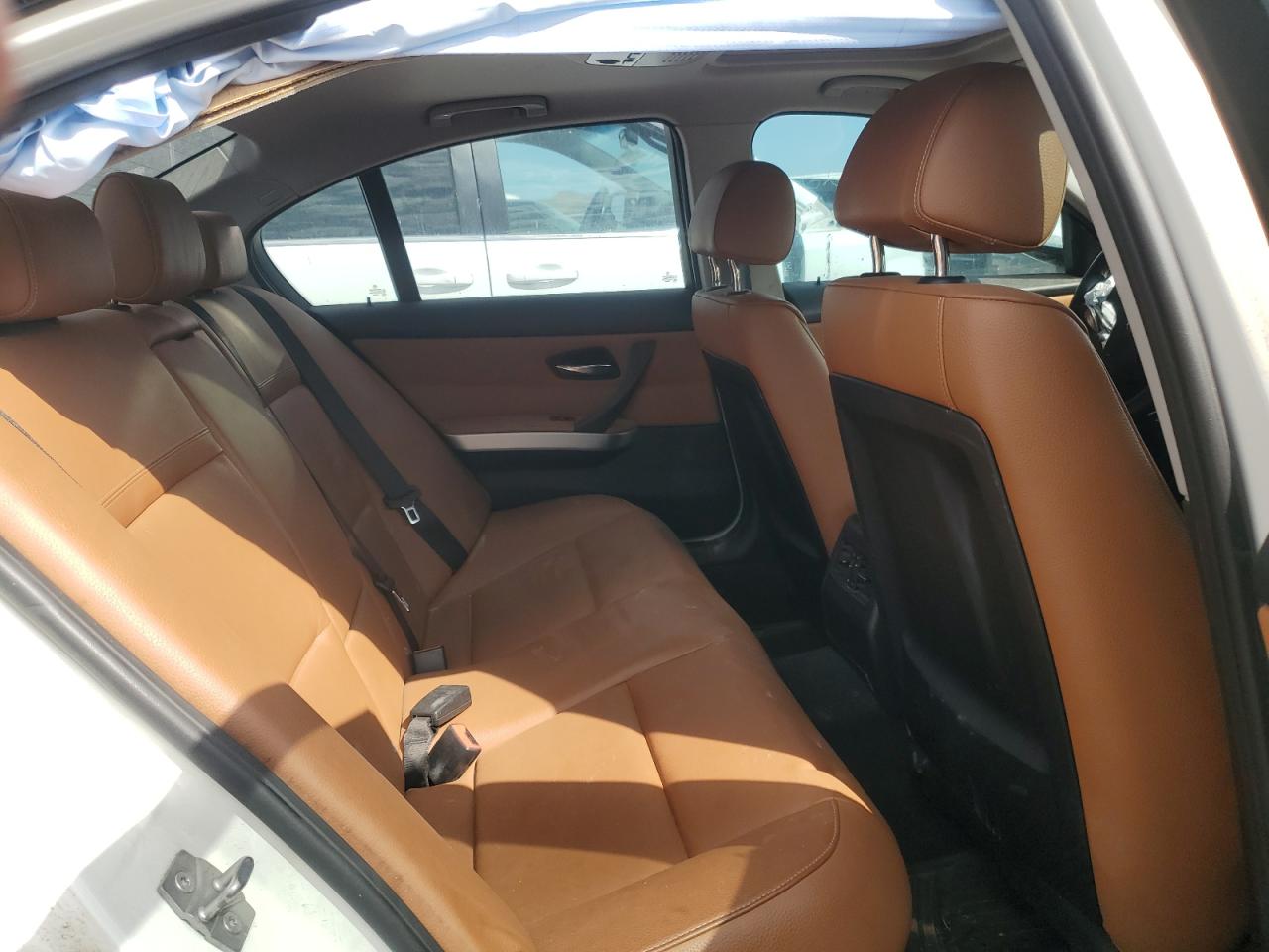 BMW 3 Series Xi Image 8