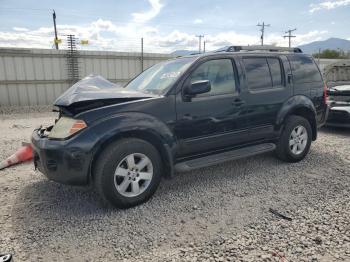  Salvage Nissan Pathfinder