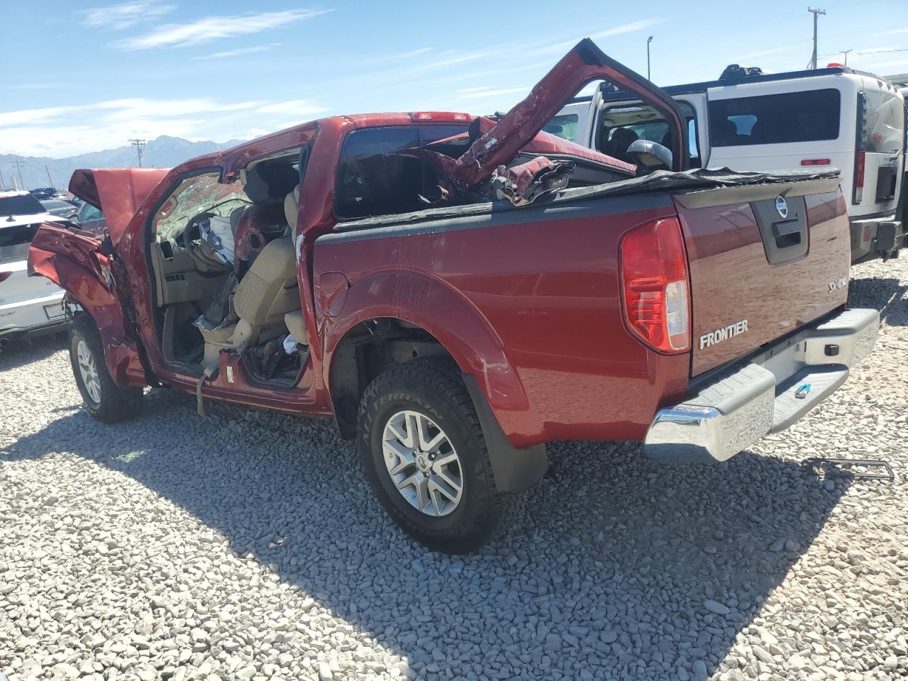 Nissan Frontier S Image 2