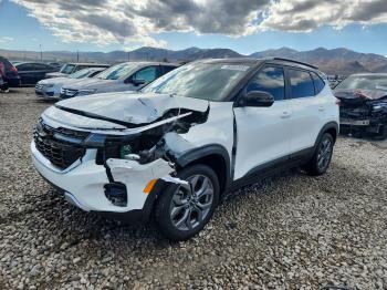  Salvage Kia Seltos