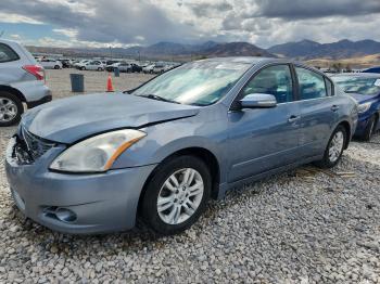  Salvage Nissan Altima