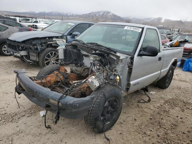  Salvage Chevrolet S-10