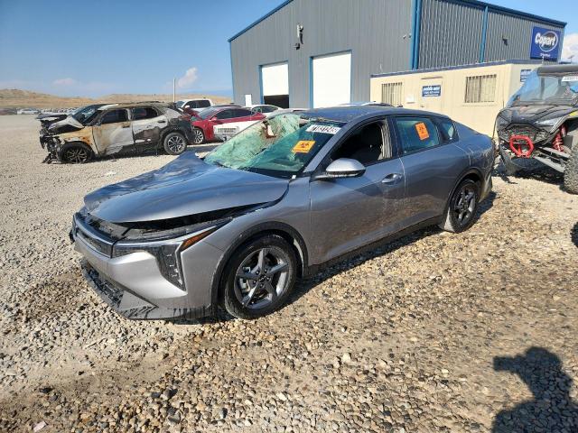  Salvage Kia K4 Lx