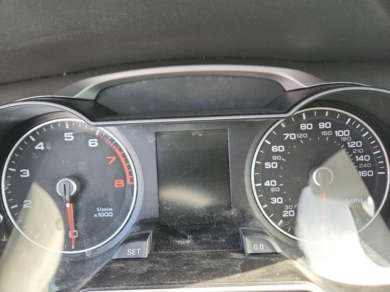 Audi A4 Premium Plus Image 12