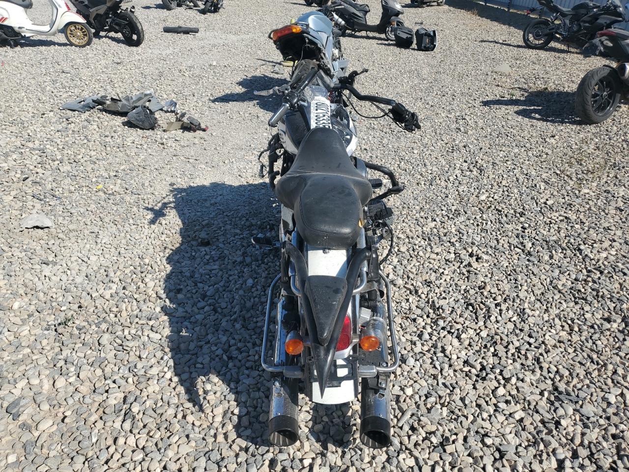 Harley-Davidson Fl Image 8