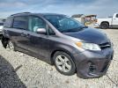 Toyota Sienna Le Image 10