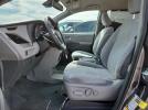 Toyota Sienna Le Image 6