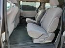 Toyota Sienna Le Image 8