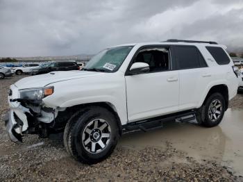  Salvage Toyota 4Runner