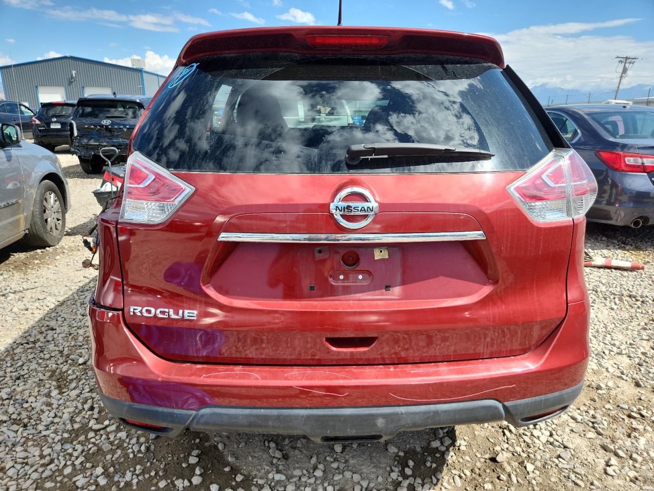 Nissan Rogue S Image 5