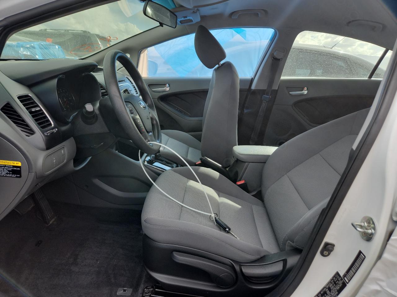 Kia Forte Lx Image 9